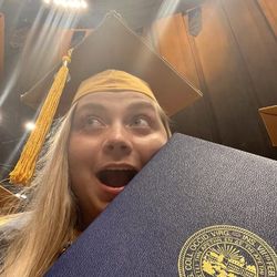 Hannah McMillen graduates, May 2022